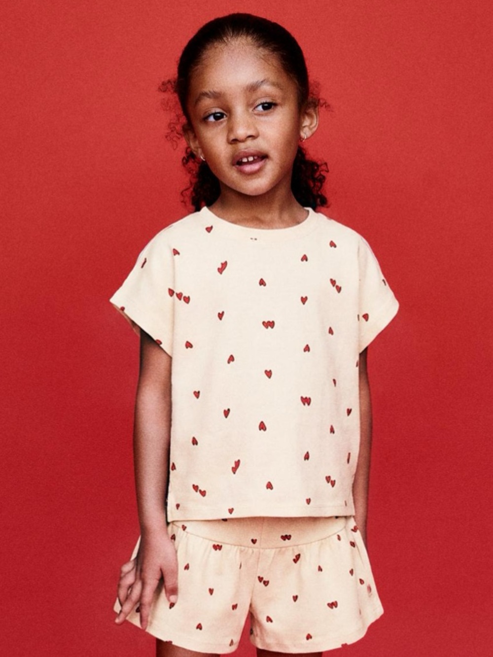 ZARA HEART PRINTED T-SHIRT